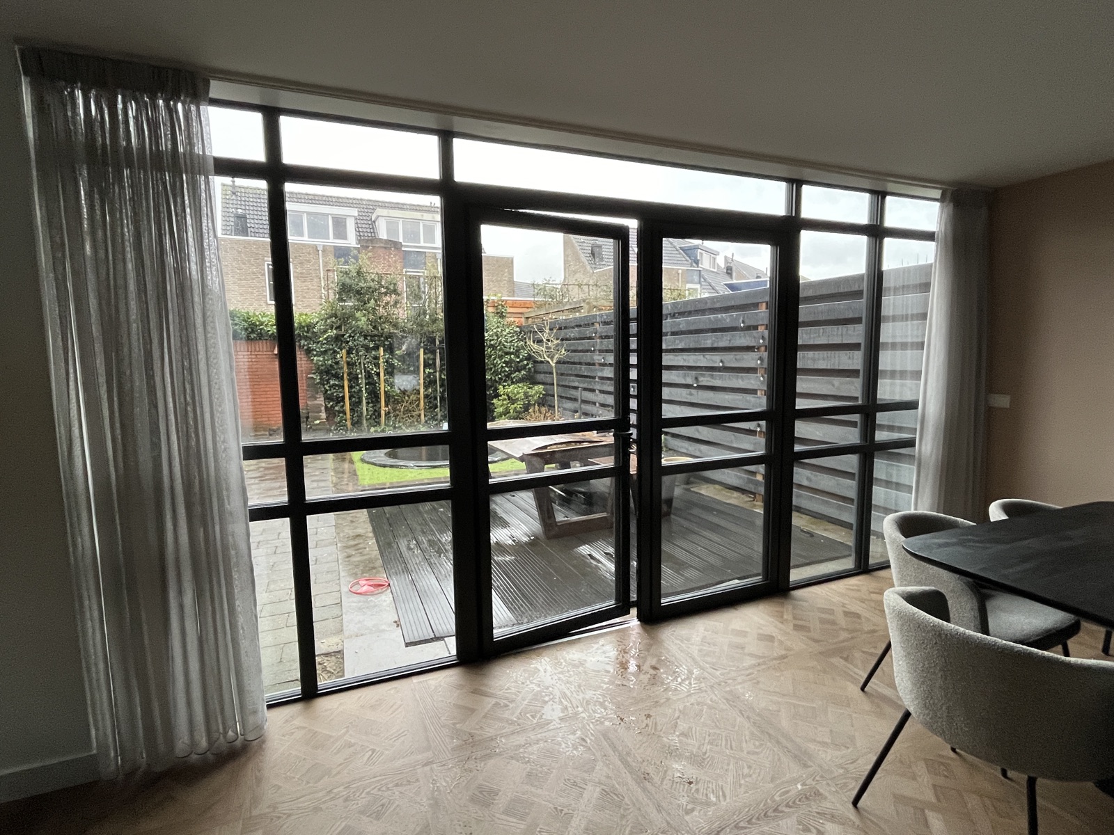 Steel-look pui Etten-Leur